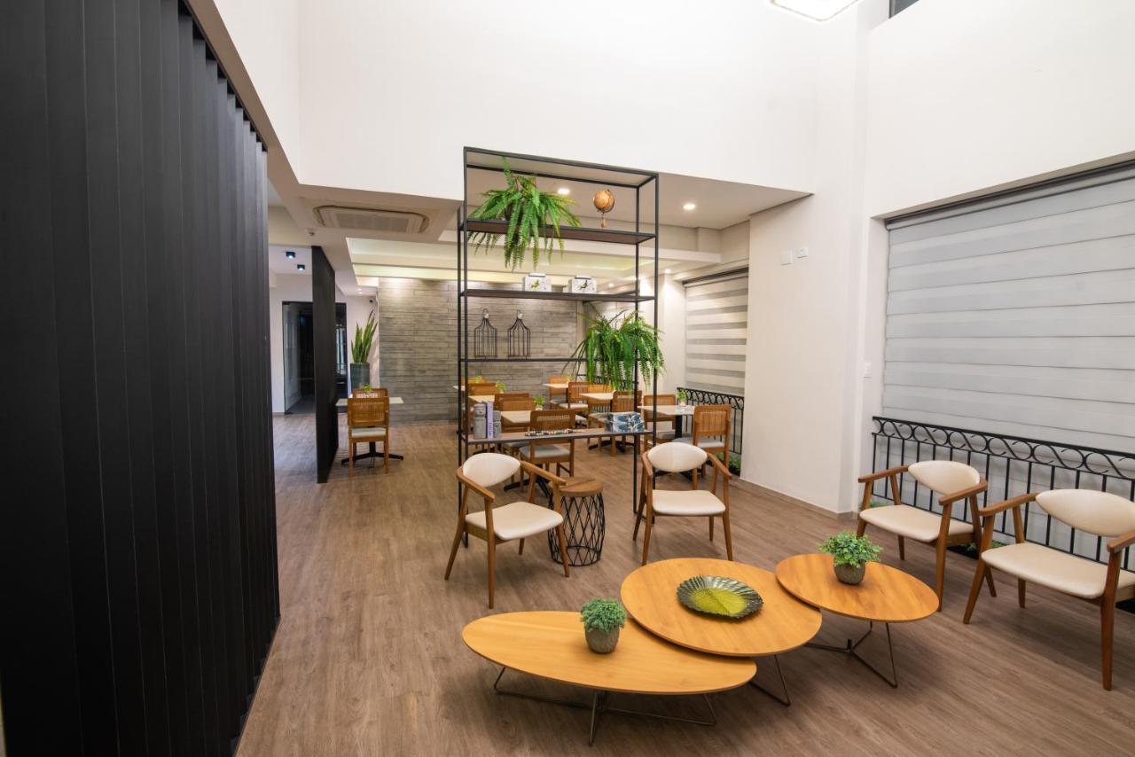 Eko Hotel Президенти Пруденти Екстериор снимка