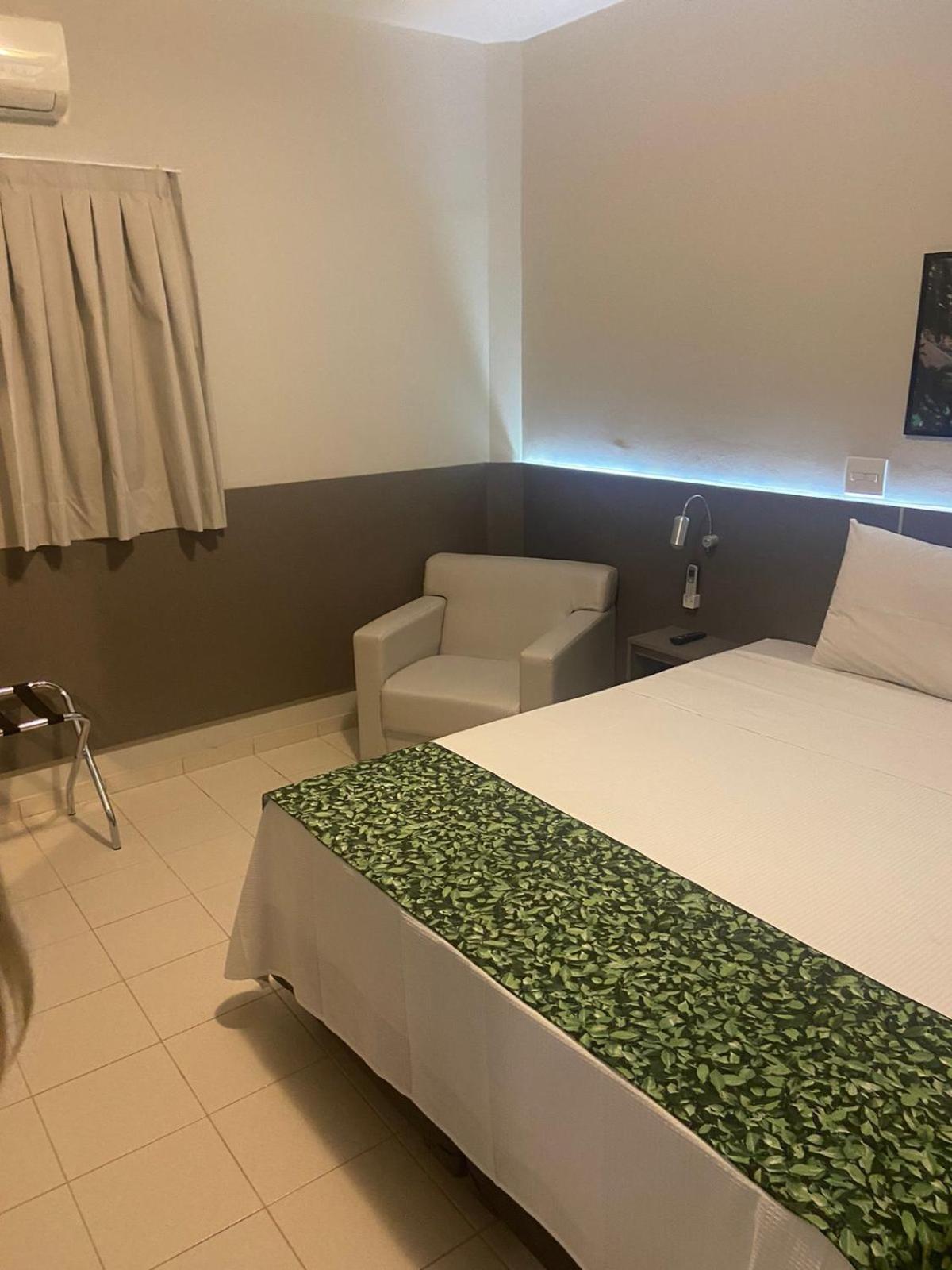 Eko Hotel Президенти Пруденти Екстериор снимка